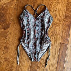 Kona Sol One Piece Animal Print Snakeskin Swimsuit Size Small